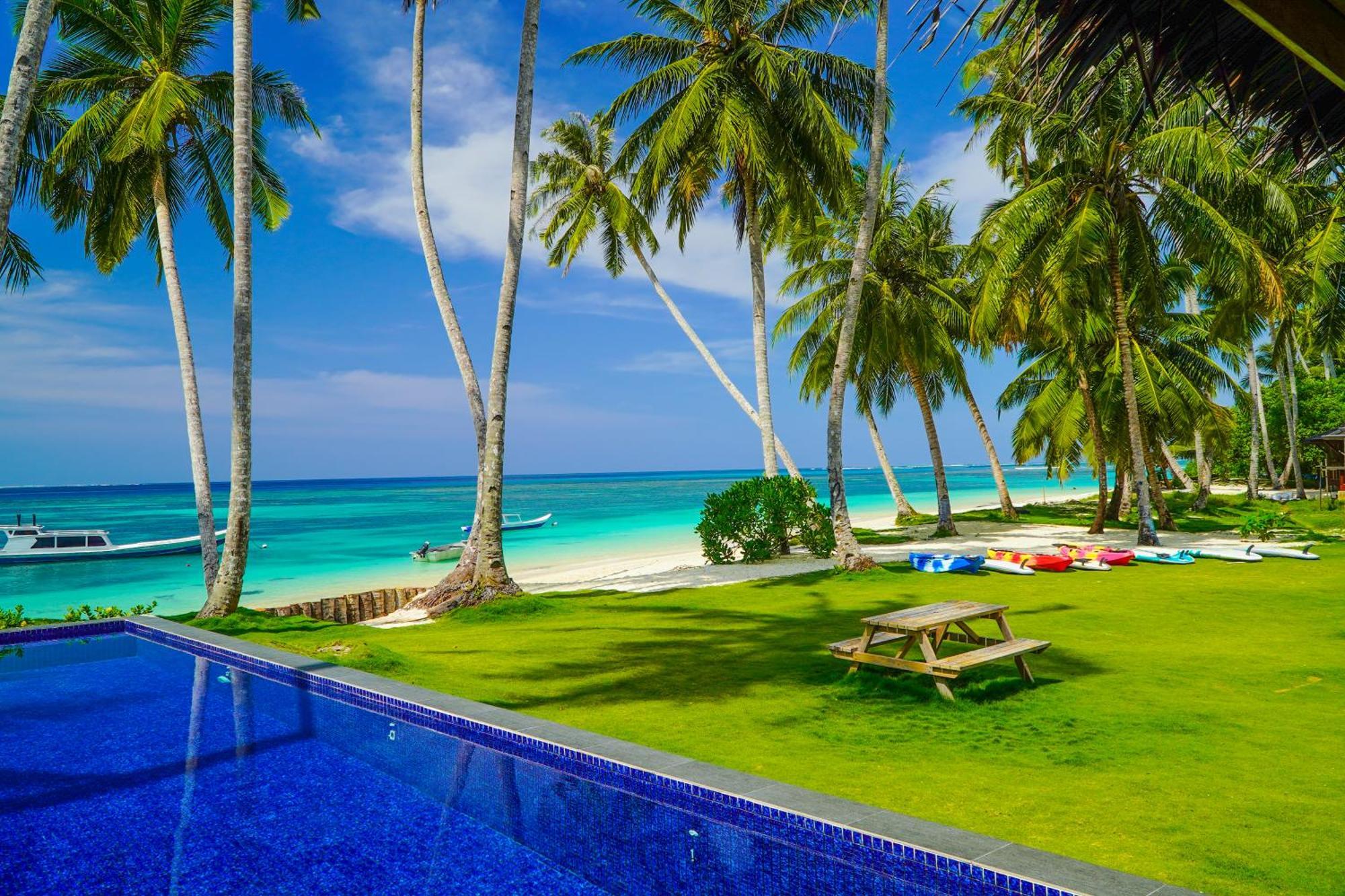 Nasara Resort Mentawai Tua Pejat Exterior photo